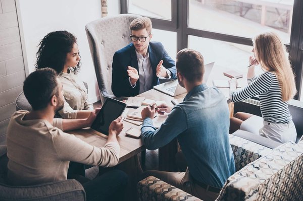 Pourquoi confier la création graphique de votre entreprise à un professionnel ?