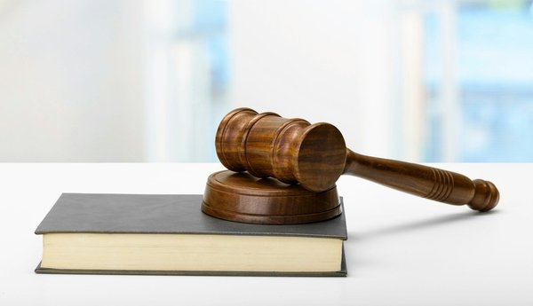 Contribution financière des parents pour une garde alternée : qui paie quoi ?